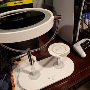 Vanity mirror with lights